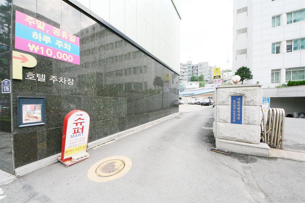 Guesthouse Myeongdong 2 Seoul Exterior photo