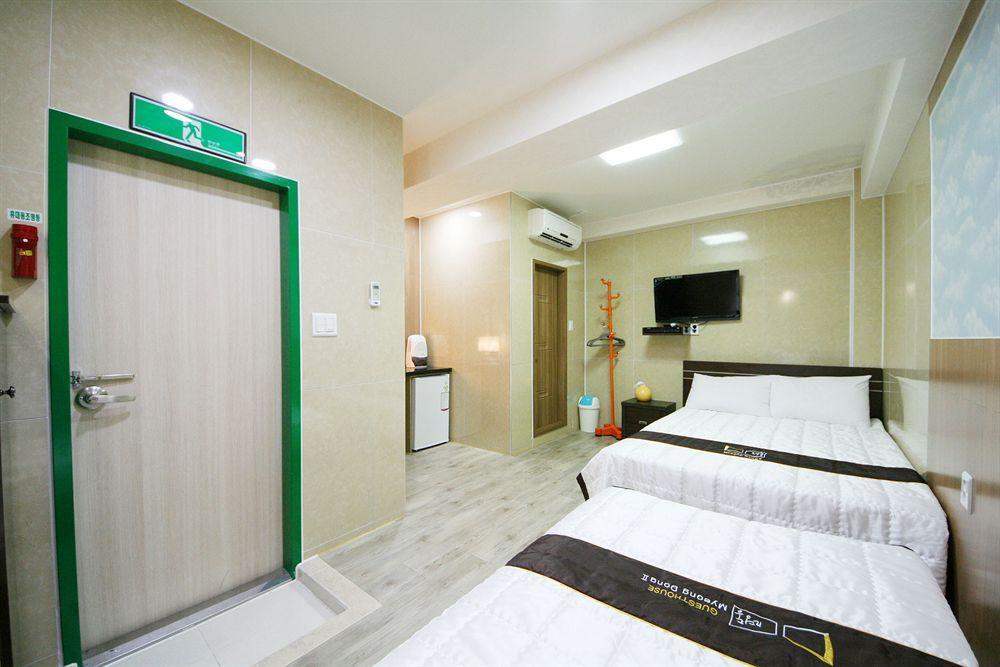 Guesthouse Myeongdong 2 Seoul Exterior photo