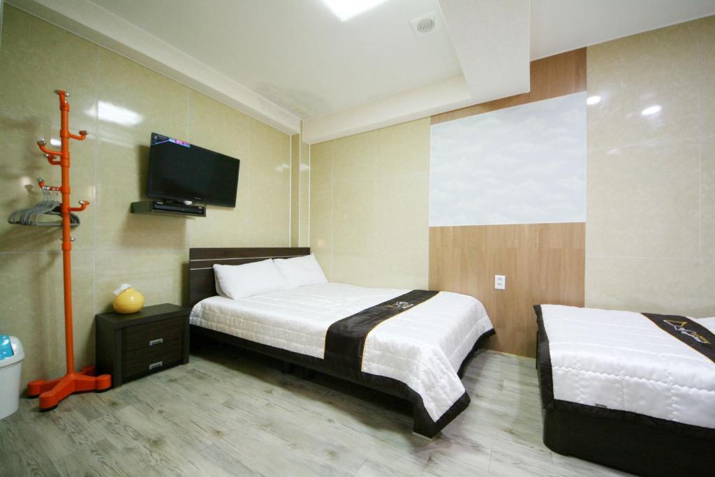 Guesthouse Myeongdong 2 Seoul Room photo