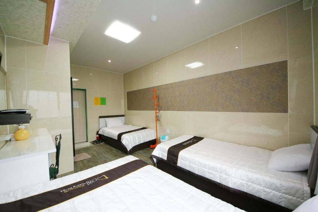 Guesthouse Myeongdong 2 Seoul Room photo