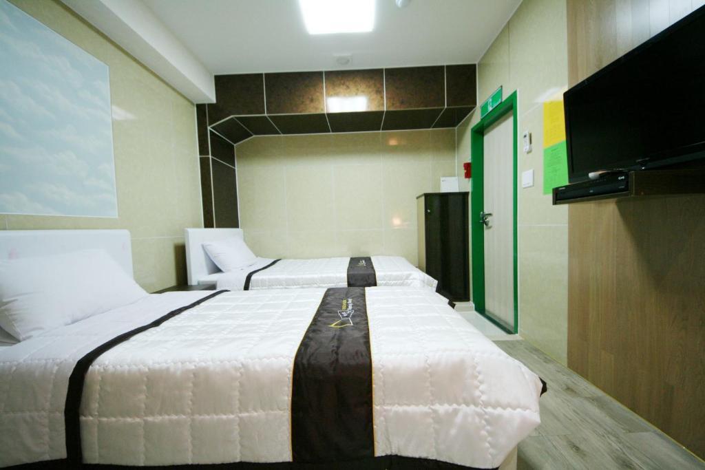Guesthouse Myeongdong 2 Seoul Room photo